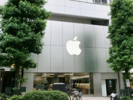 Apple Store in Shibuya, Tokyo, Japan.